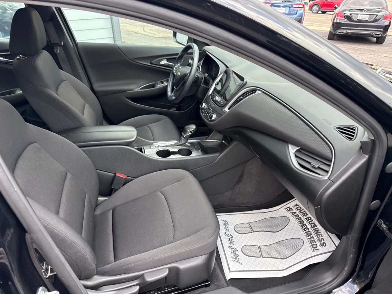 Chevrolet Malibu 4dr Sdn LT 2022