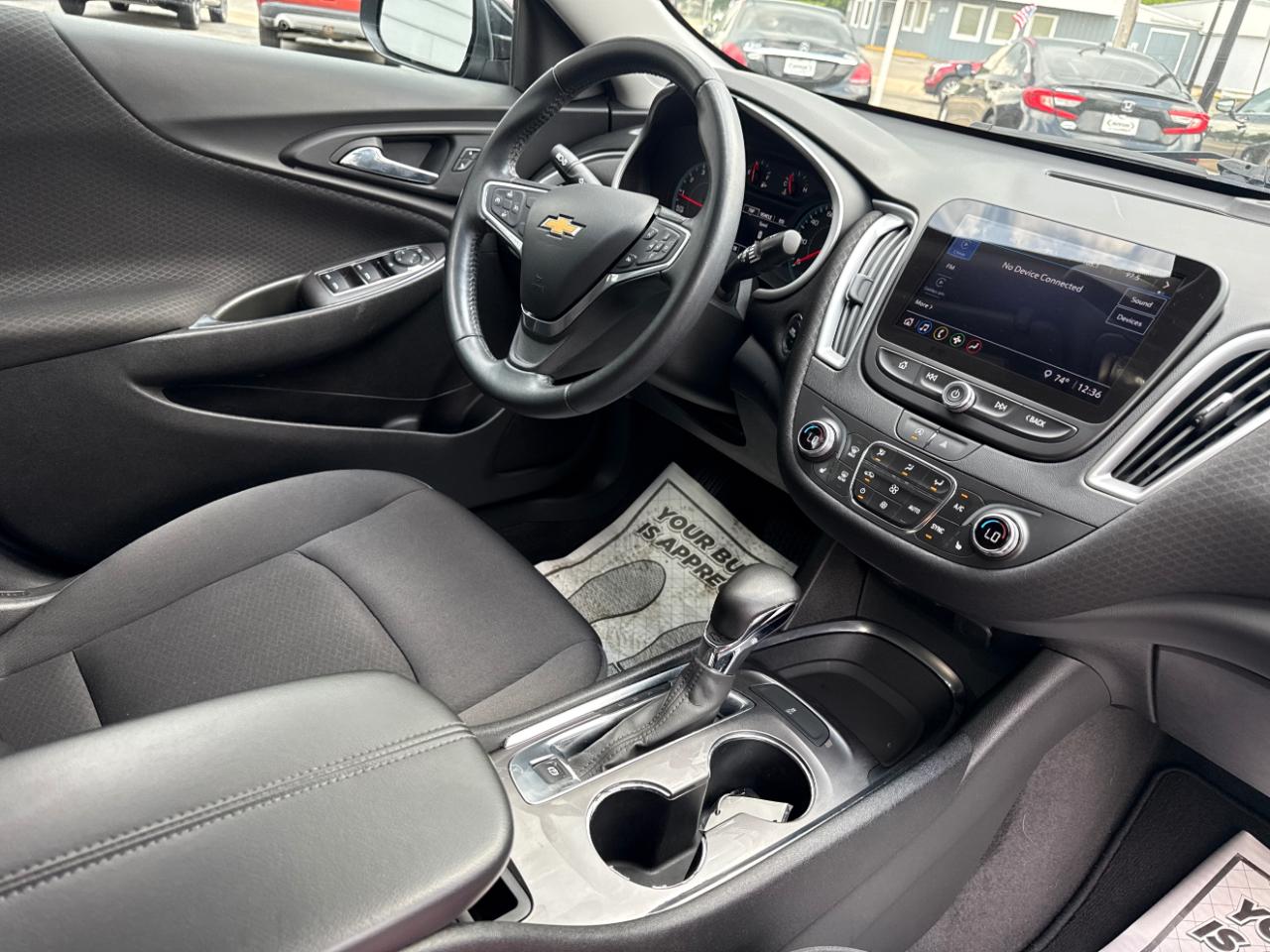 Chevrolet Malibu 4dr Sdn LT 2022