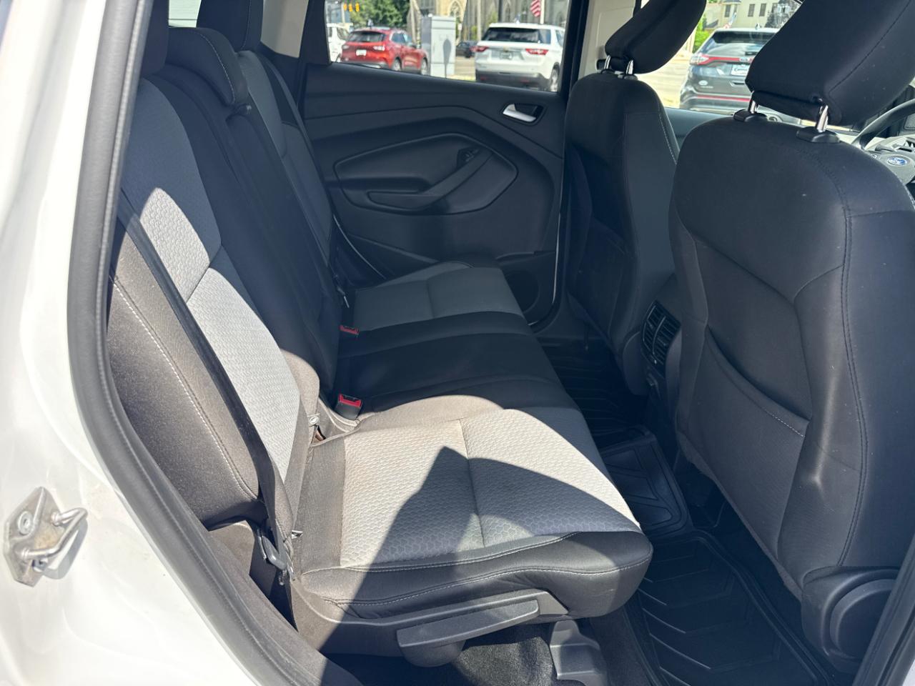 2019 Ford Escape SE - Photo 11