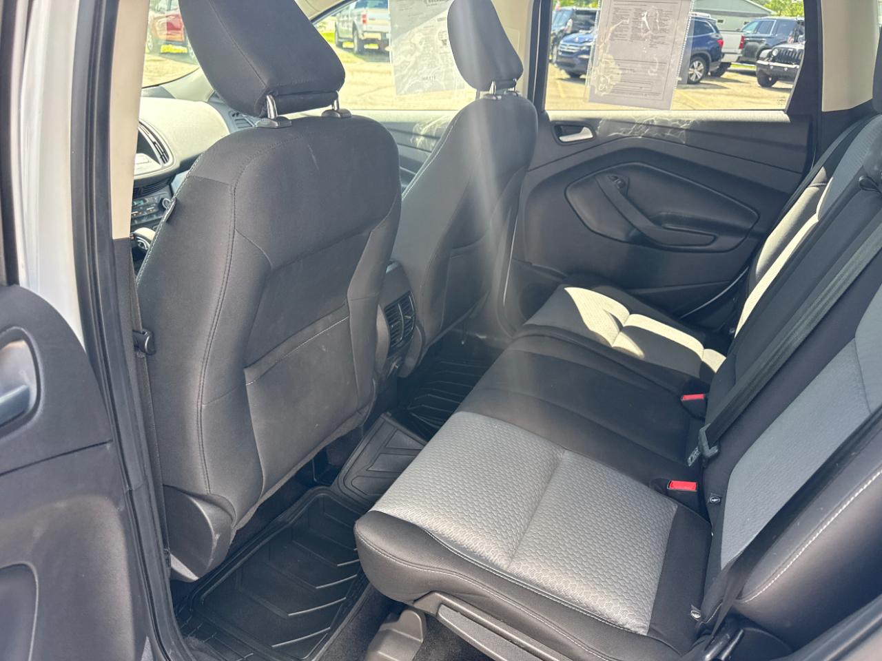 2019 Ford Escape SE - Photo 13