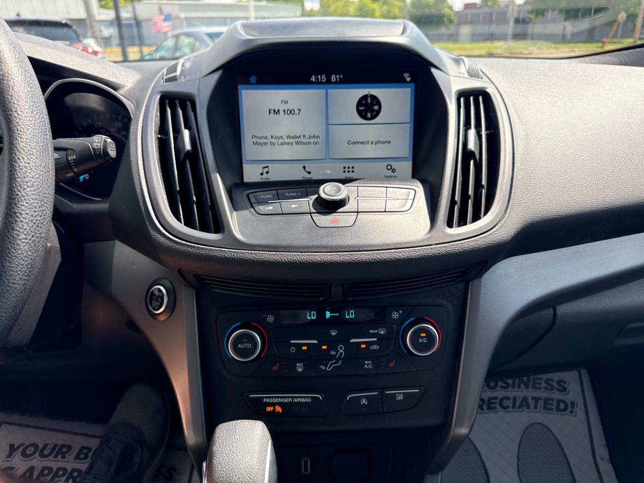 2019 Ford Escape SE - Photo 16