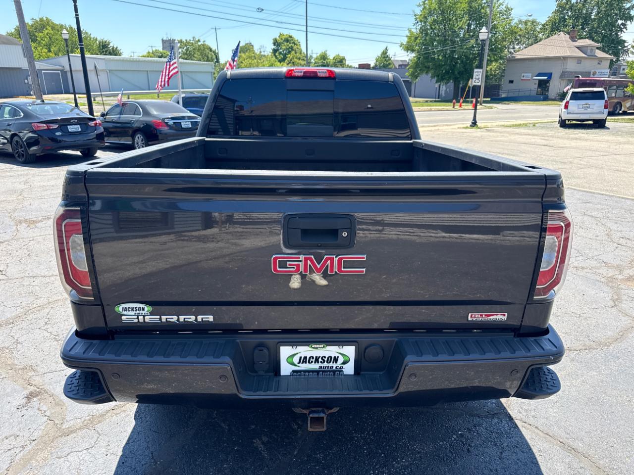 GMC Sierra 1500 4WD Double Cab 143.5" SLT 2016