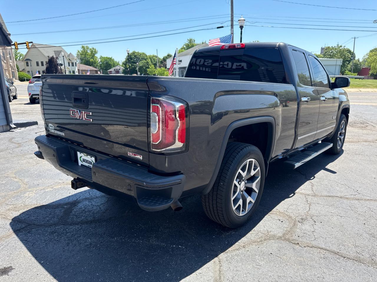 GMC Sierra 1500 4WD Double Cab 143.5" SLT 2016