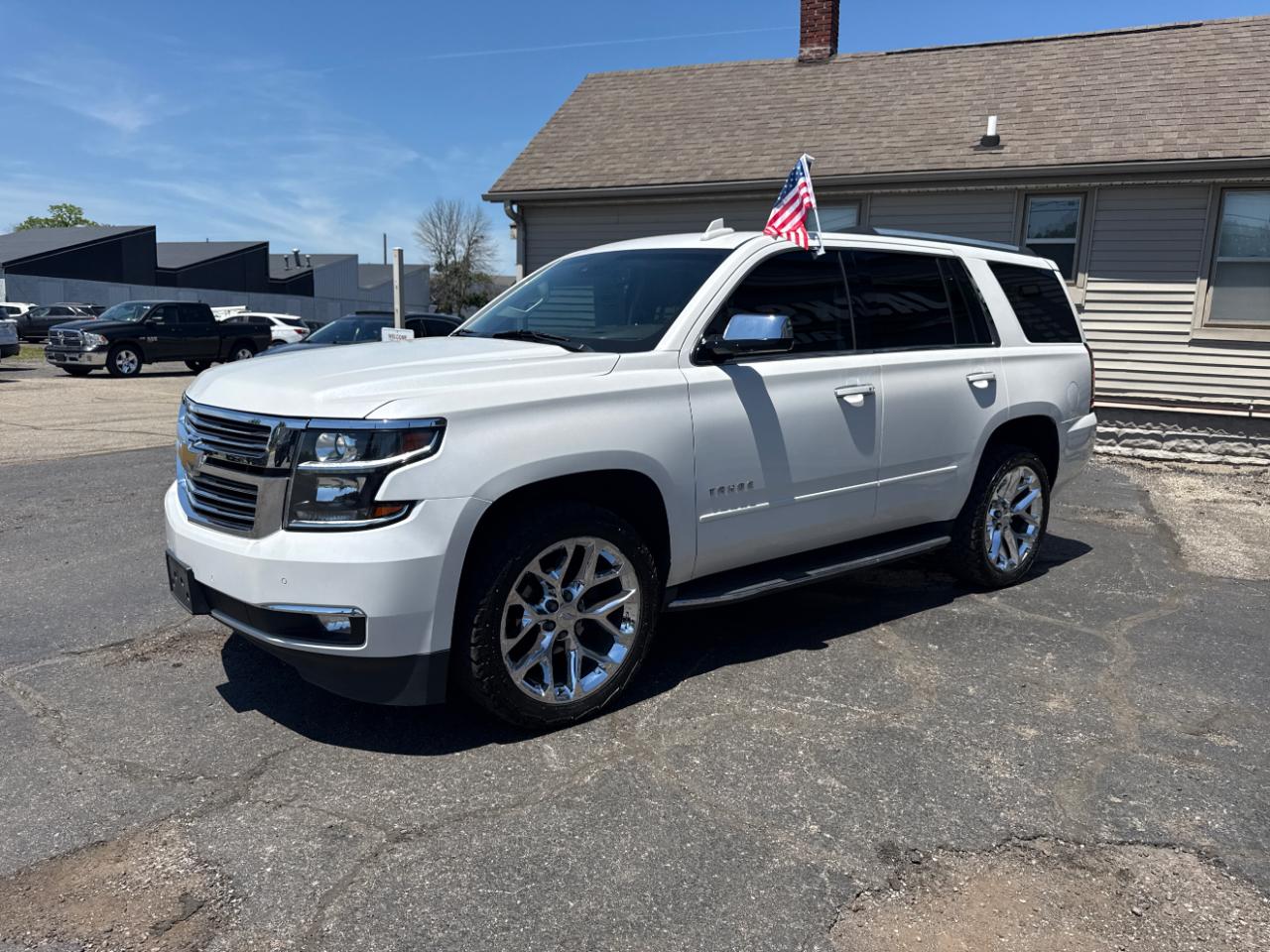Chevrolet Tahoe 4WD 4dr Premier 2017