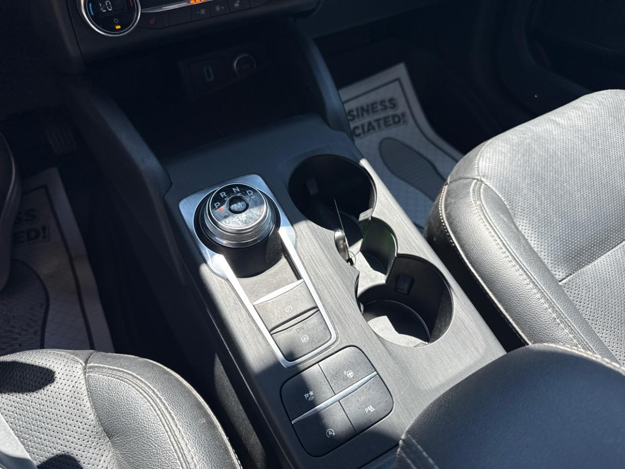 Ford Escape Titanium AWD 2020