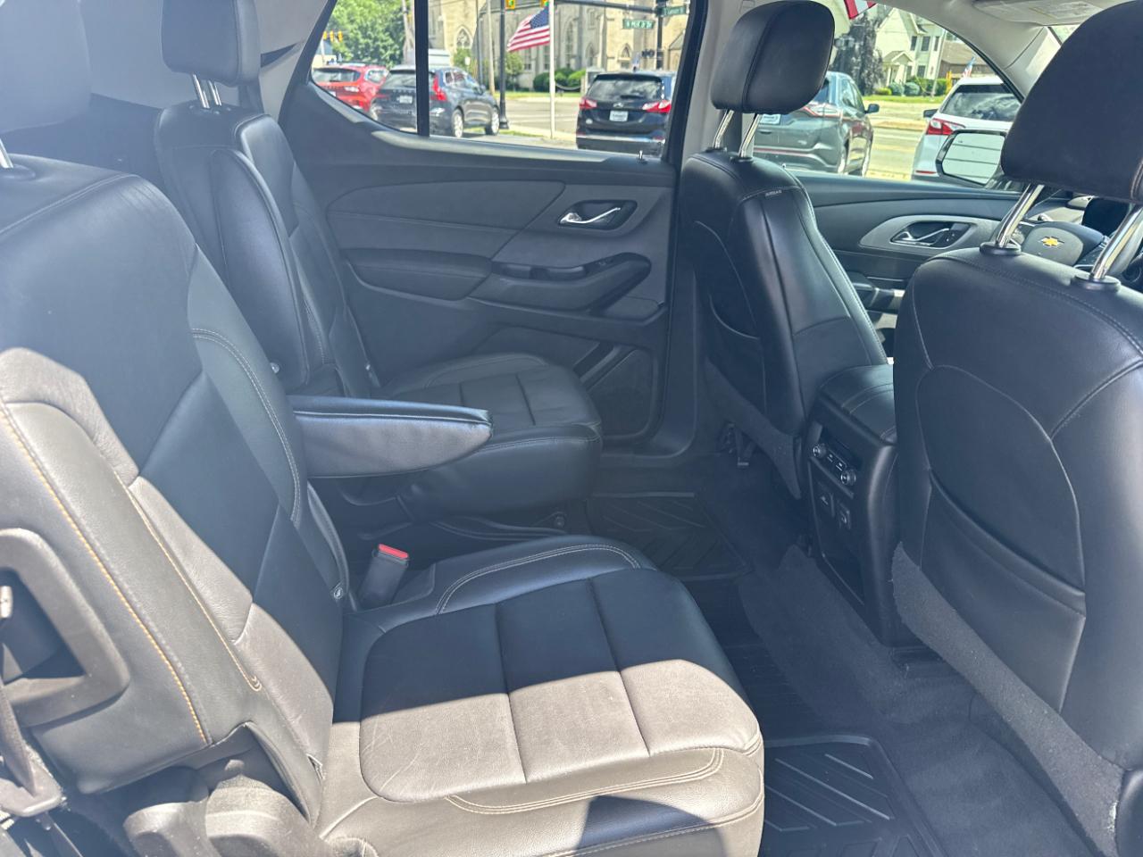 Chevrolet Traverse FWD 4dr LT Leather w/3LT 2019