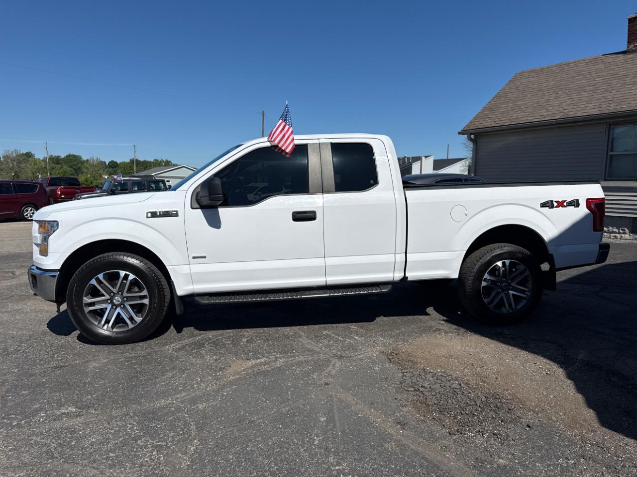 Ford F-150 4WD SuperCab 145" XLT 2015