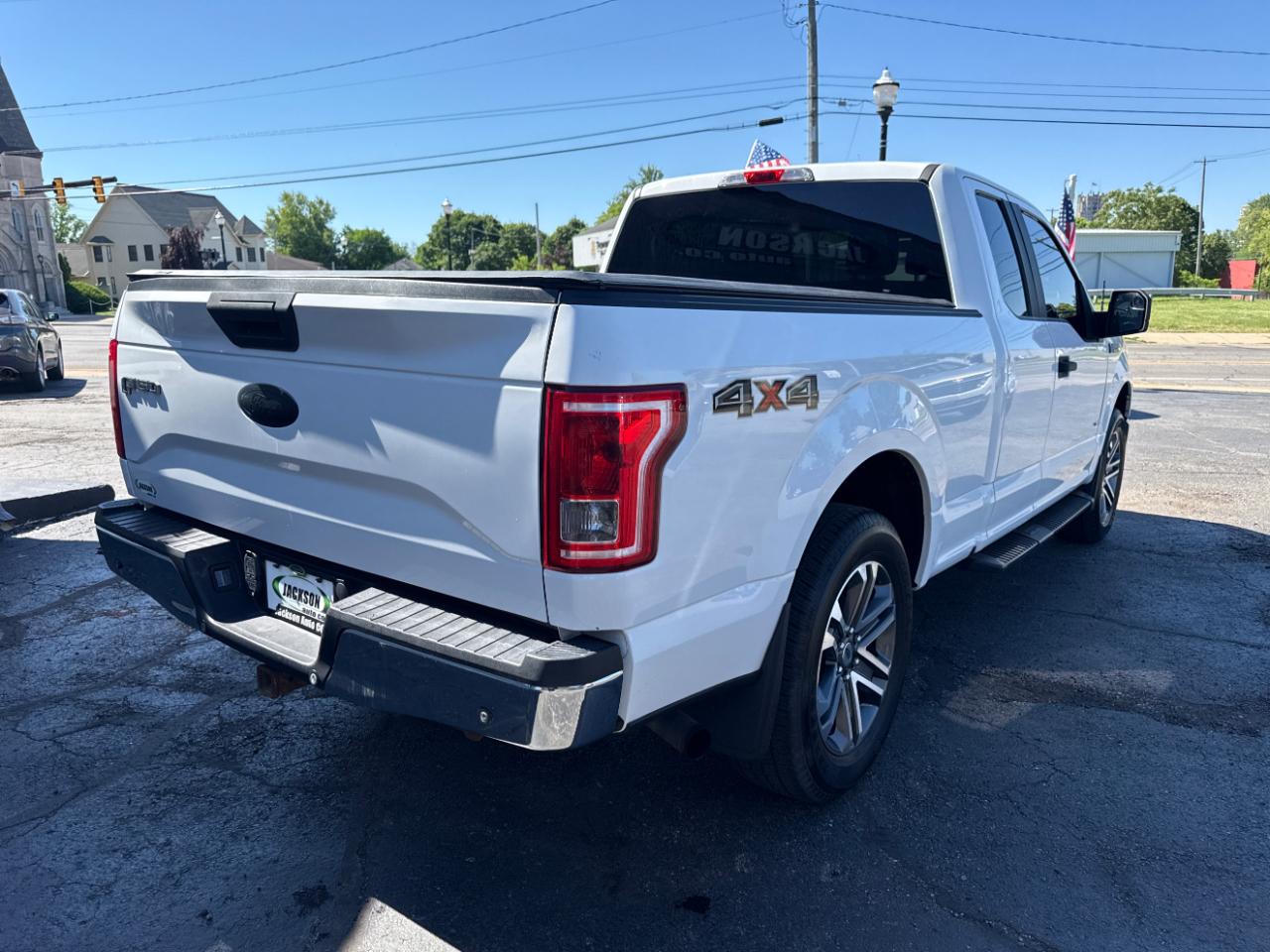 Ford F-150 4WD SuperCab 145" XLT 2015
