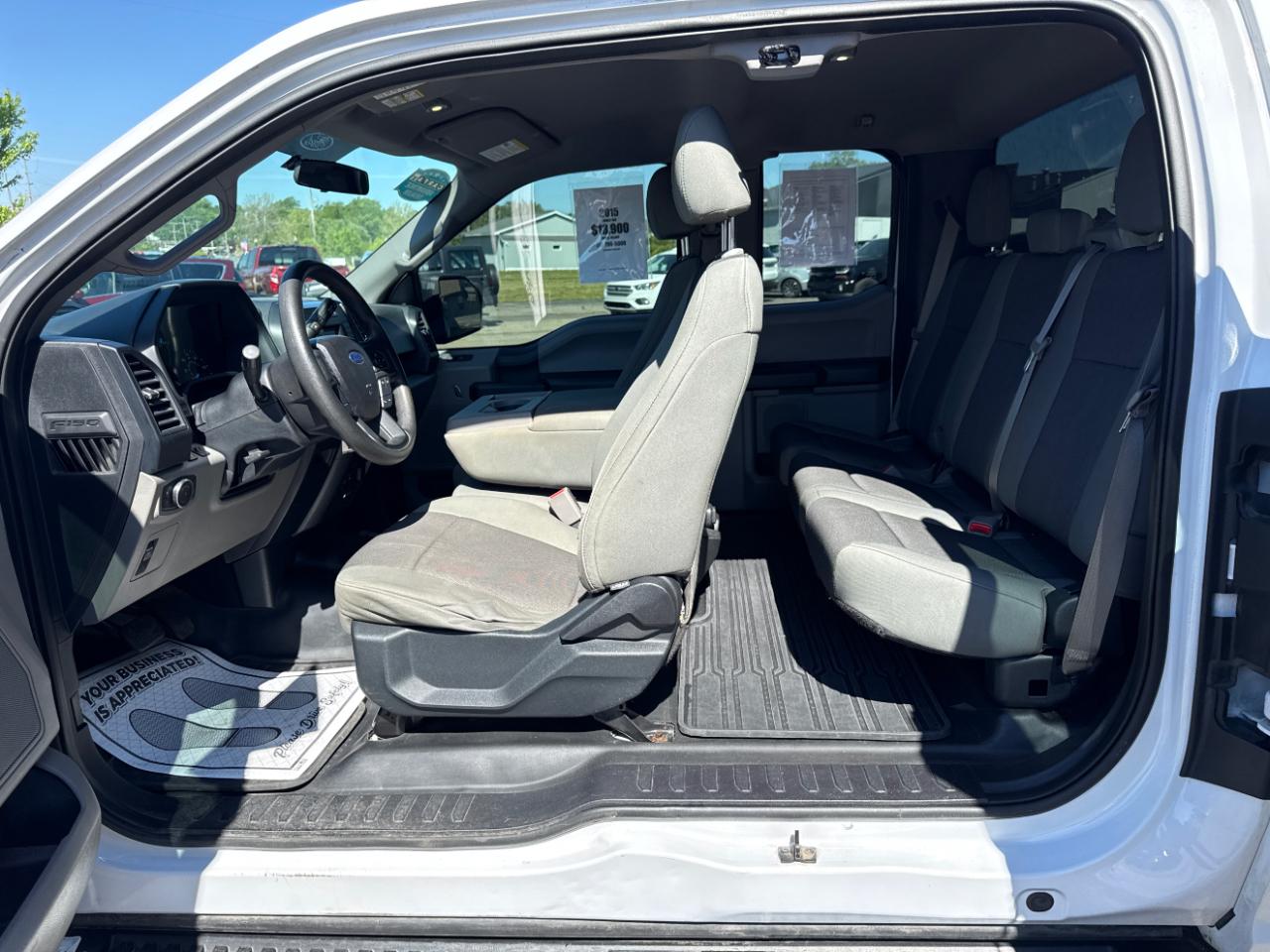 Ford F-150 4WD SuperCab 145" XLT 2015