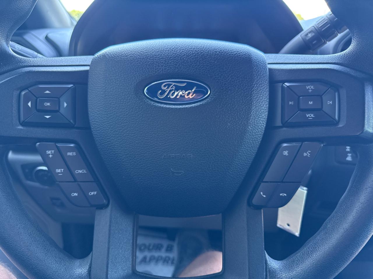 Ford F-150 4WD SuperCab 145" XLT 2015