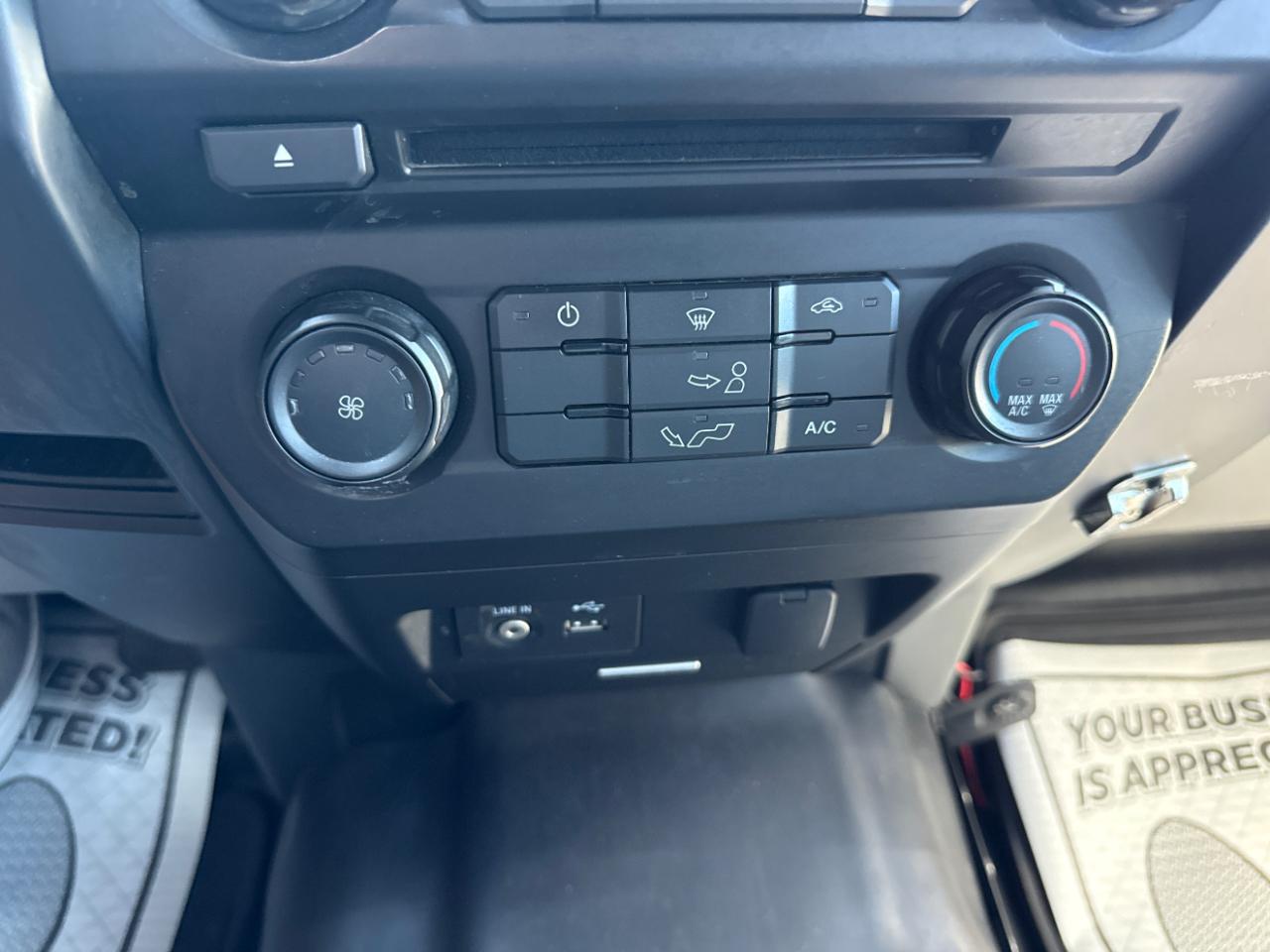 Ford F-150 4WD SuperCab 145" XLT 2015