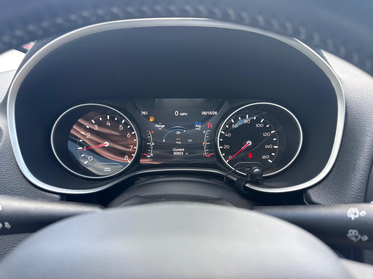 Jeep Compass Latitude w/Sun/Wheel Pkg FWD 2019