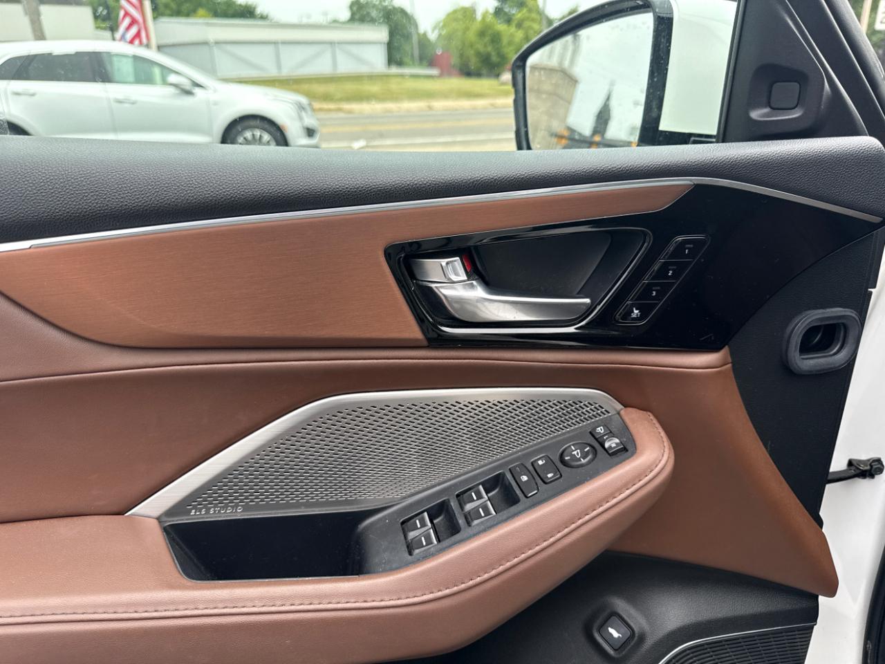 Acura MDX SH-AWD w/Technology Package 2024