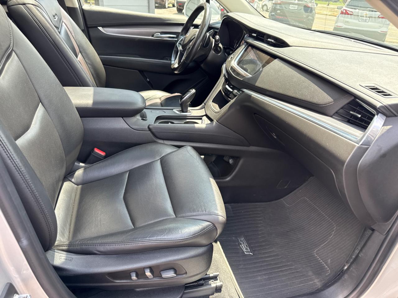 Cadillac XT5 FWD 4dr Luxury 2019