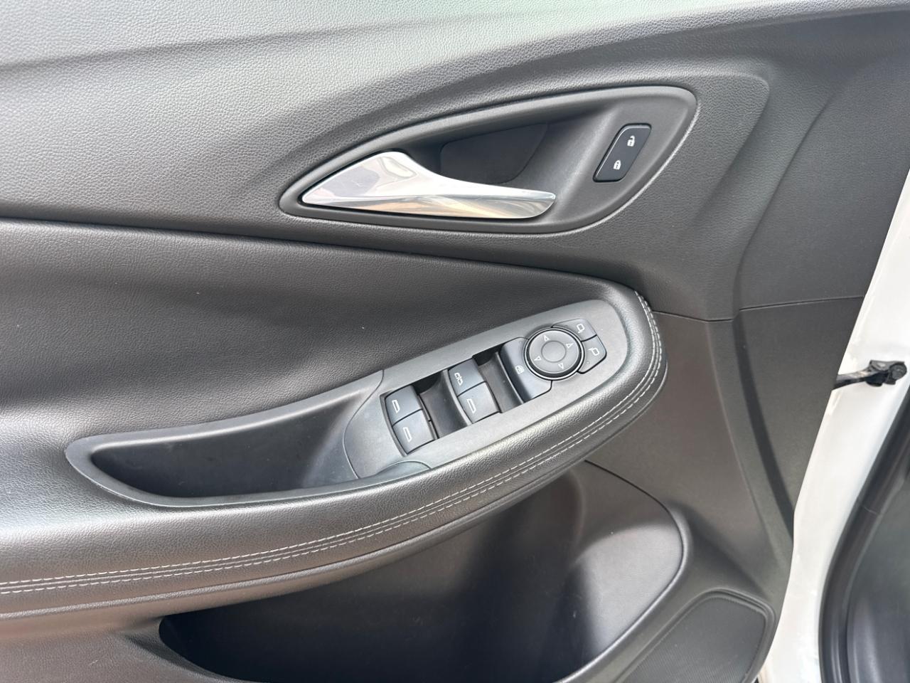 Buick Encore GX AWD 4dr Select 2021