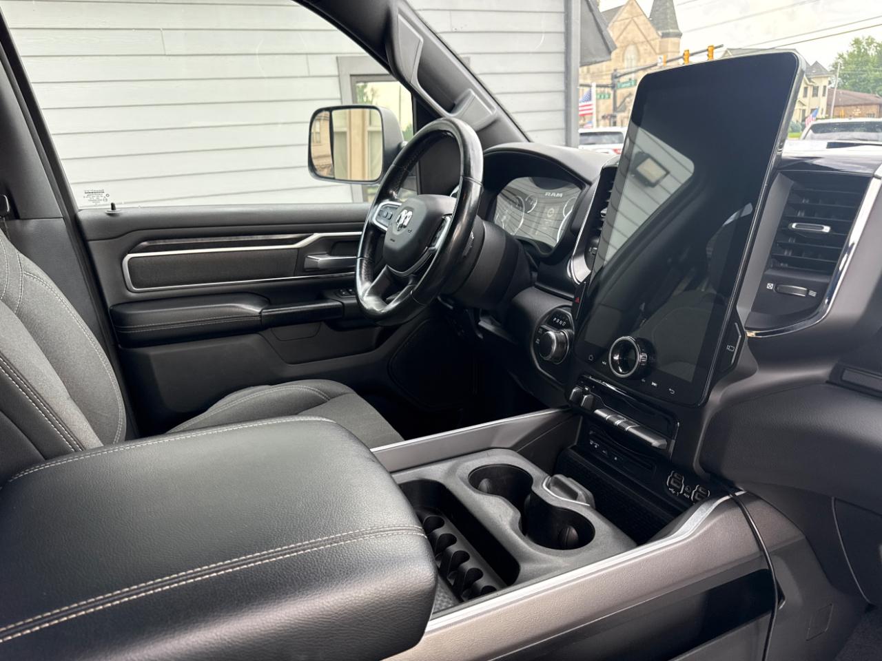 RAM 1500 Big Horn/Lone Star 4x4 Crew Cab 5'7" Box 2019