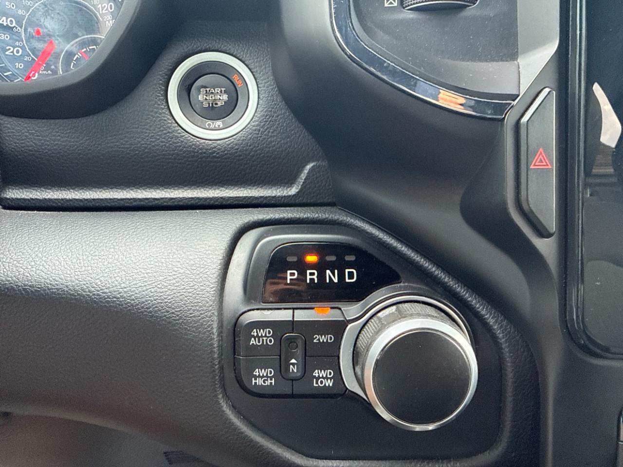 RAM 1500 Big Horn/Lone Star 4x4 Crew Cab 5'7" Box 2019
