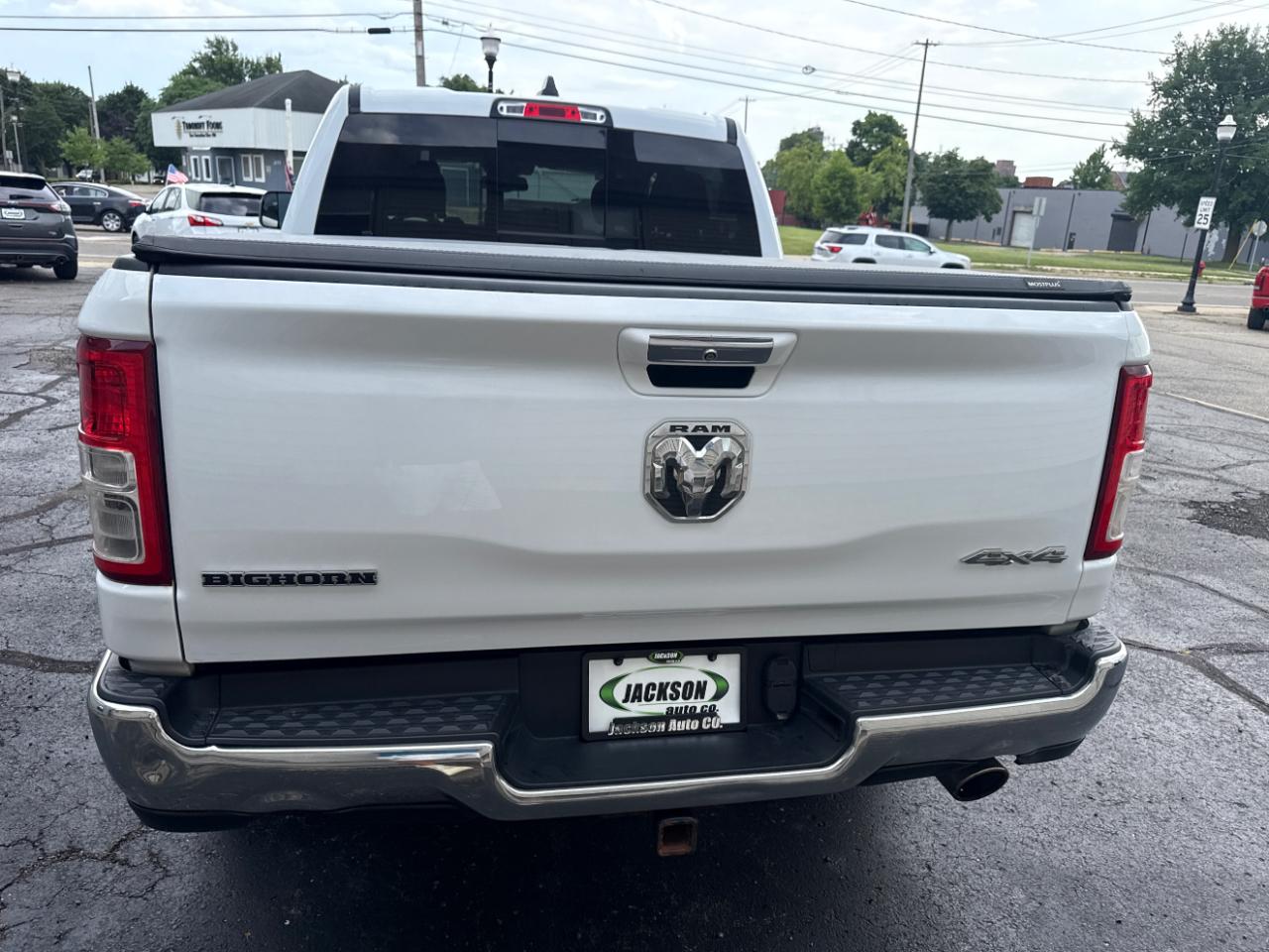 RAM 1500 Big Horn/Lone Star 4x4 Crew Cab 5'7" Box 2019