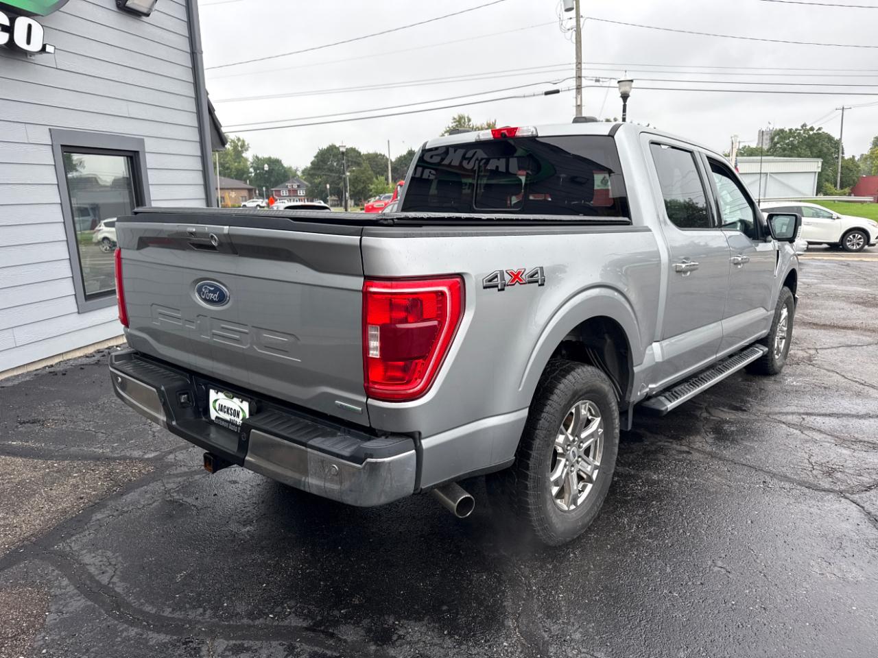 Ford F-150 XLT 4WD SuperCrew 5.5' Box 2022