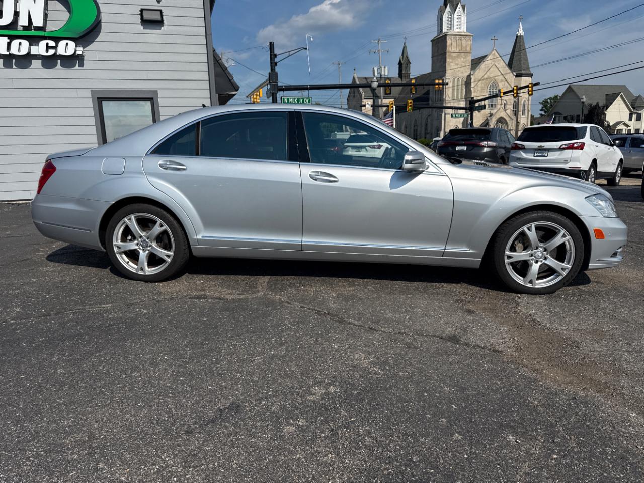 Mercedes-Benz S-Class 4dr Sdn S 550 4MATIC 2013