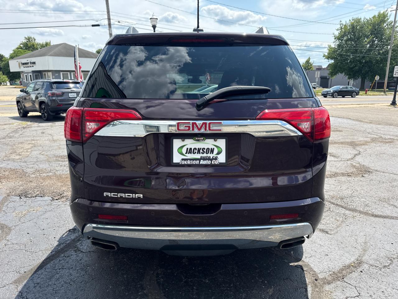 GMC Acadia FWD 4dr Denali 2018