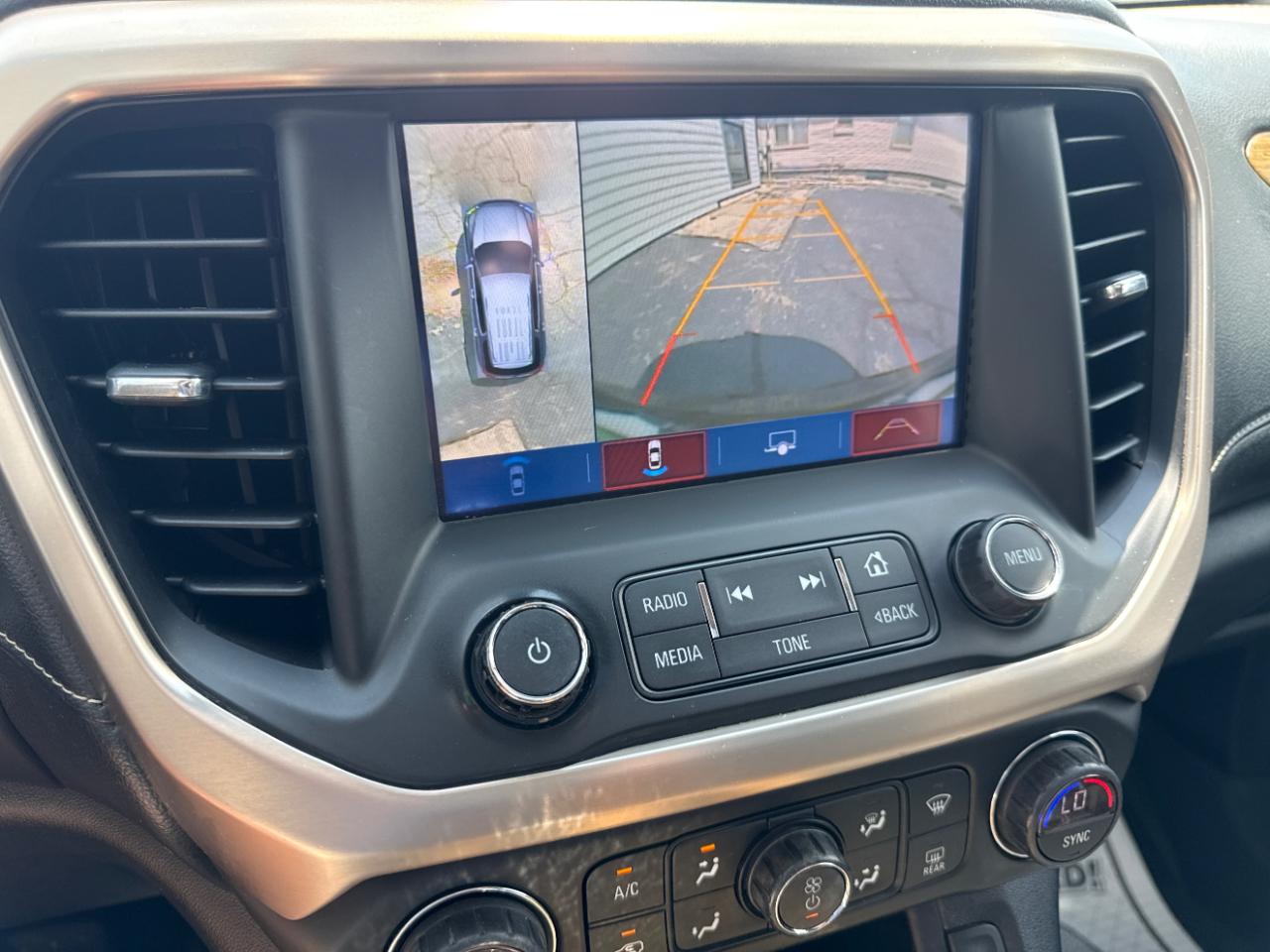 GMC Acadia FWD 4dr Denali 2018