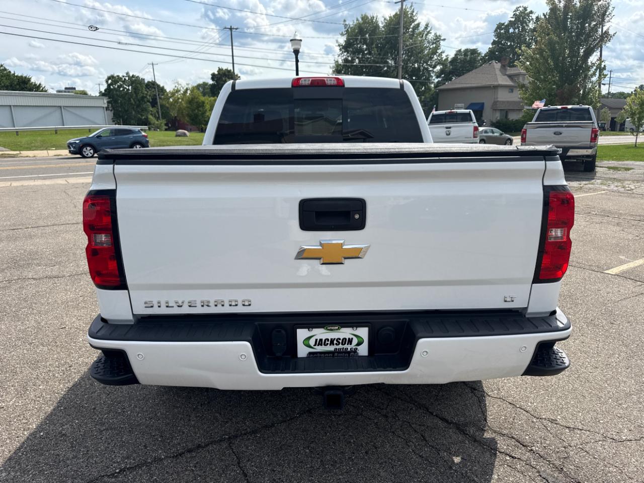 Chevrolet Silverado 1500 4WD Crew Cab 143.5" LT w/2LT 2018
