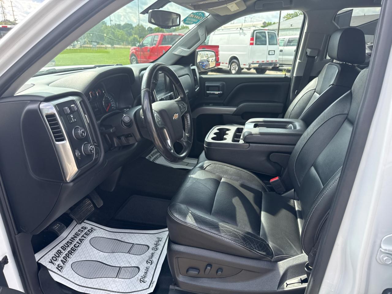 Chevrolet Silverado 1500 4WD Crew Cab 143.5" LT w/2LT 2018