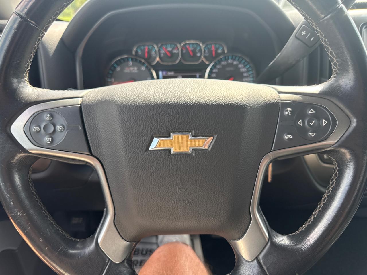 Chevrolet Silverado 1500 4WD Crew Cab 143.5" LT w/2LT 2018