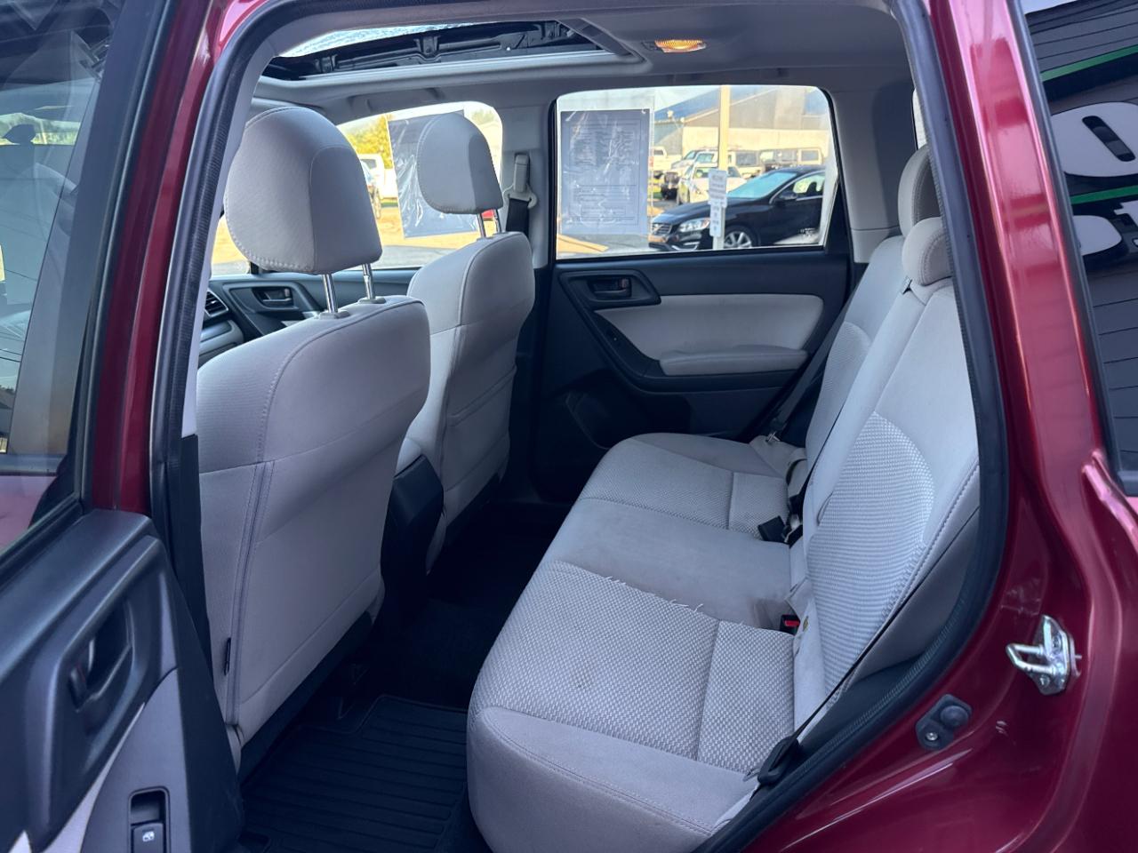 Subaru Forester 4dr CVT 2.5i Premium PZEV 2016