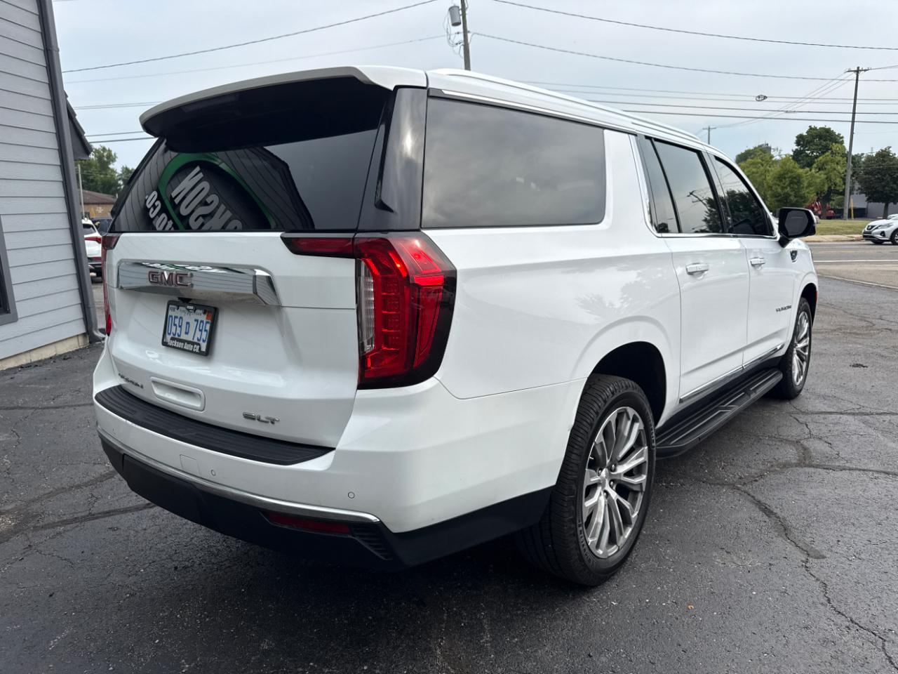 GMC Yukon XL 4WD 4dr SLT 2021