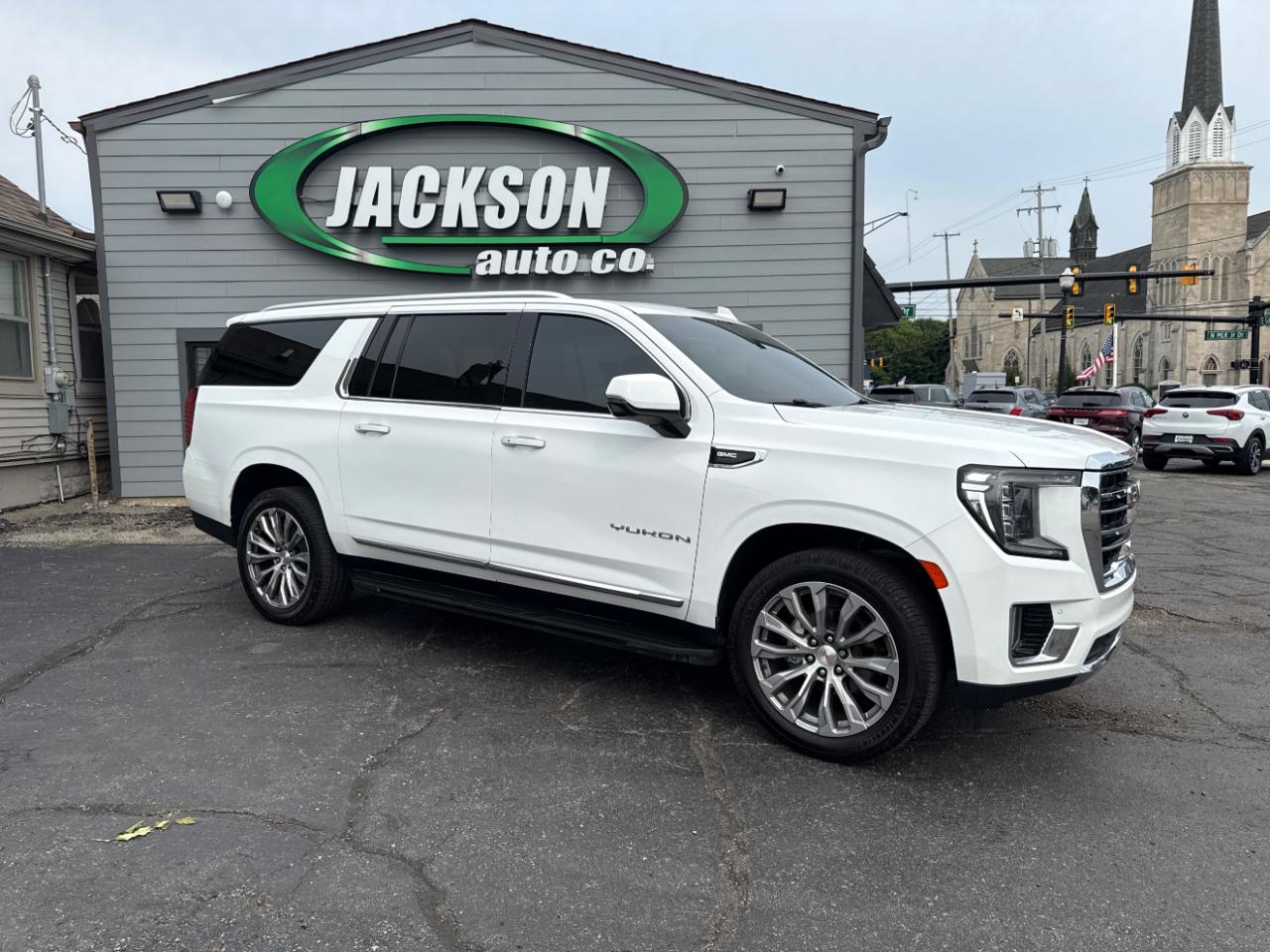 GMC Yukon XL 4WD 4dr SLT 2021