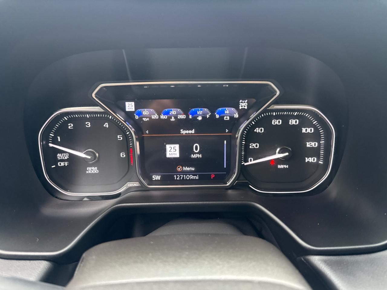 GMC Yukon XL 4WD 4dr SLT 2021
