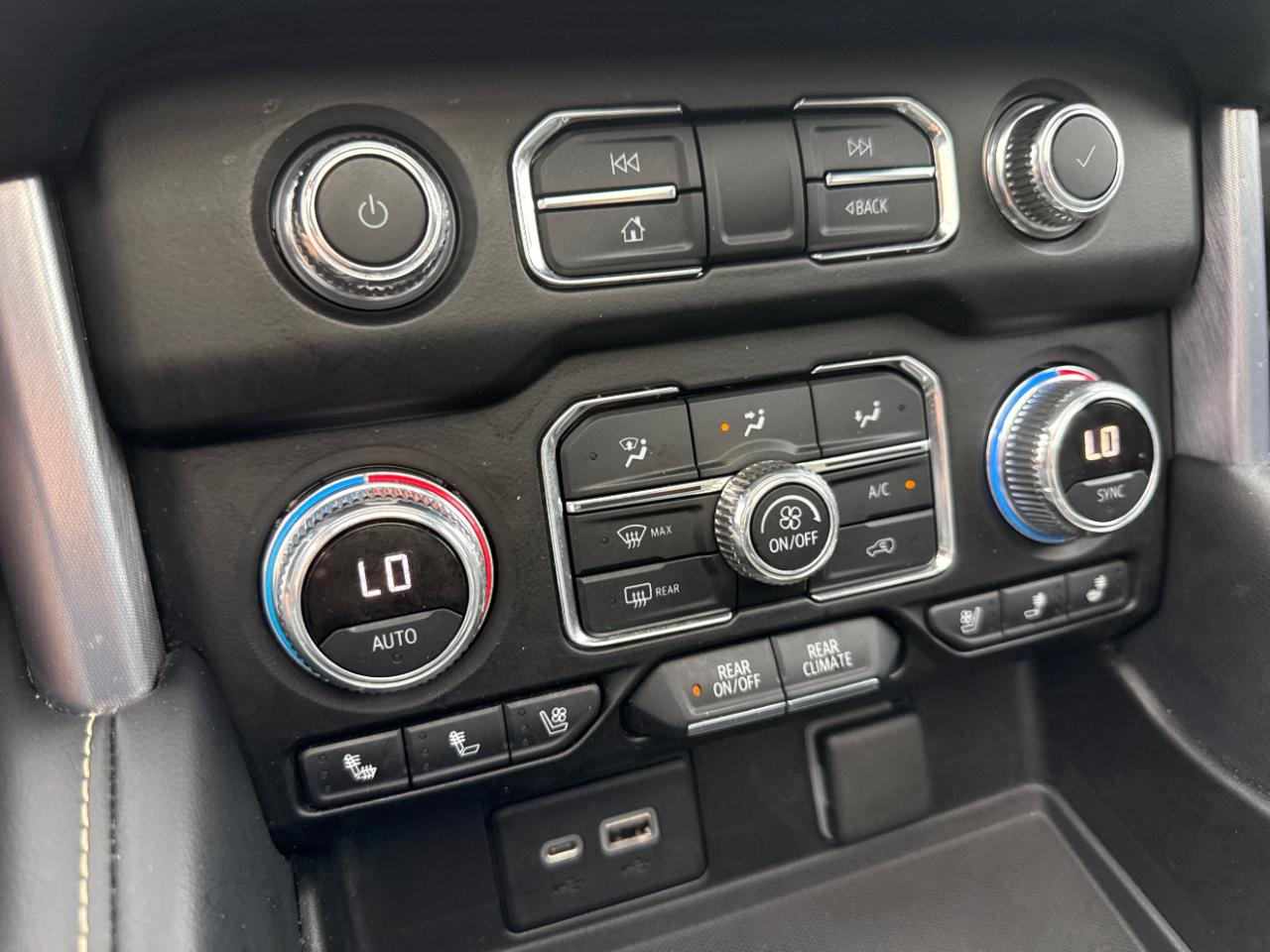 GMC Yukon XL 4WD 4dr SLT 2021