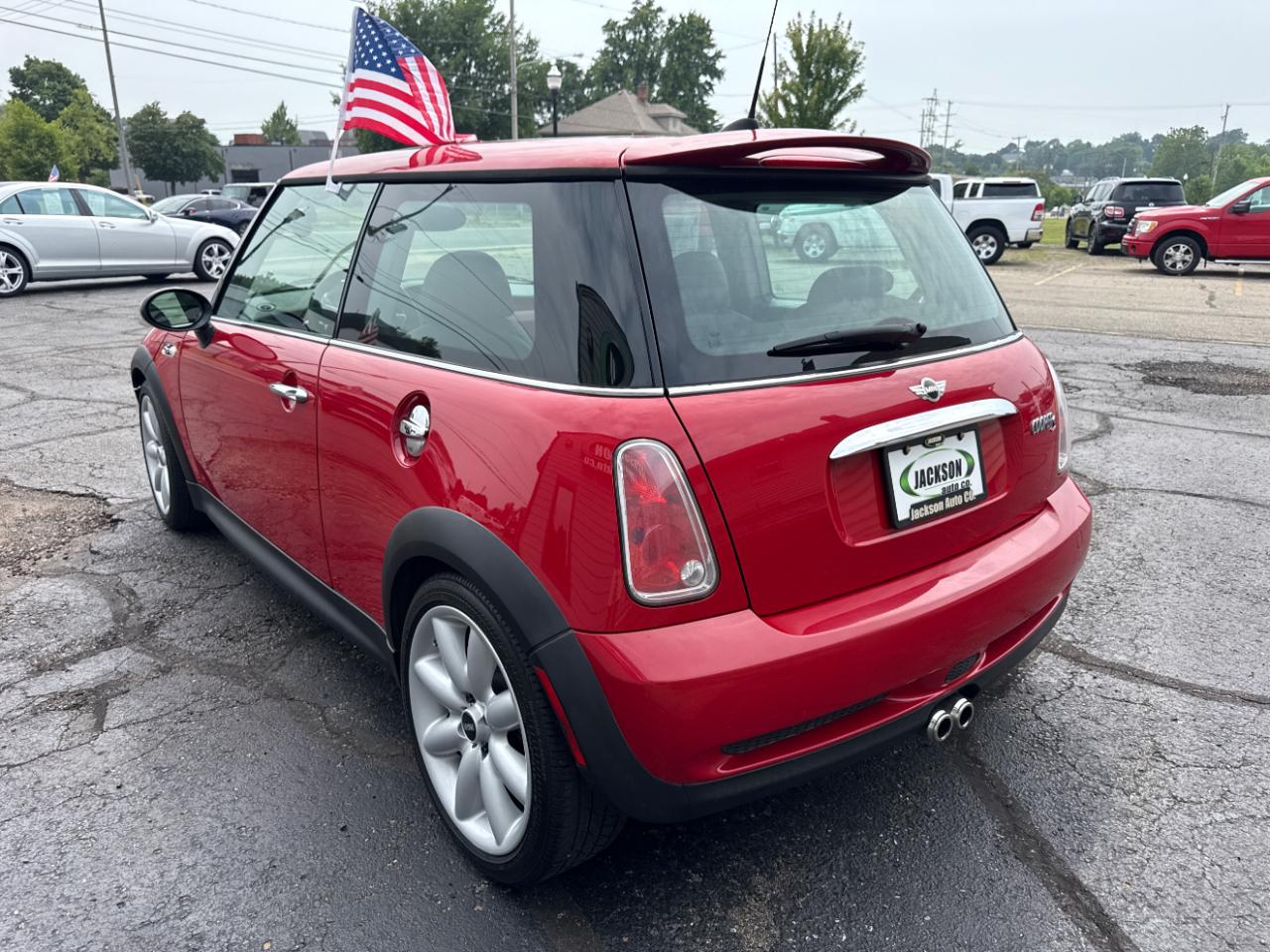 MINI Cooper Hardtop 2dr Cpe S 2006