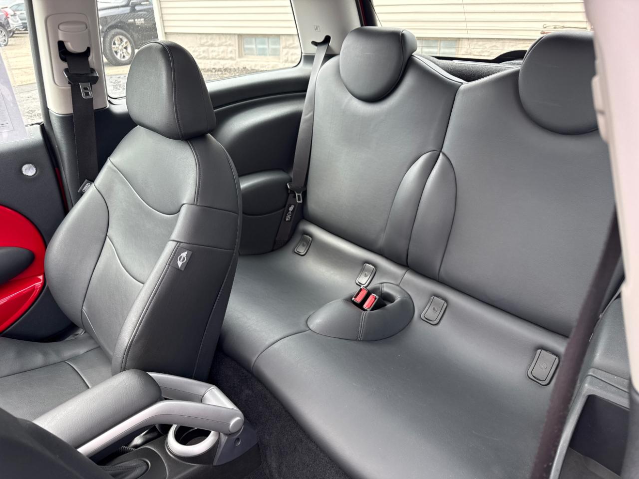 MINI Cooper Hardtop 2dr Cpe S 2006