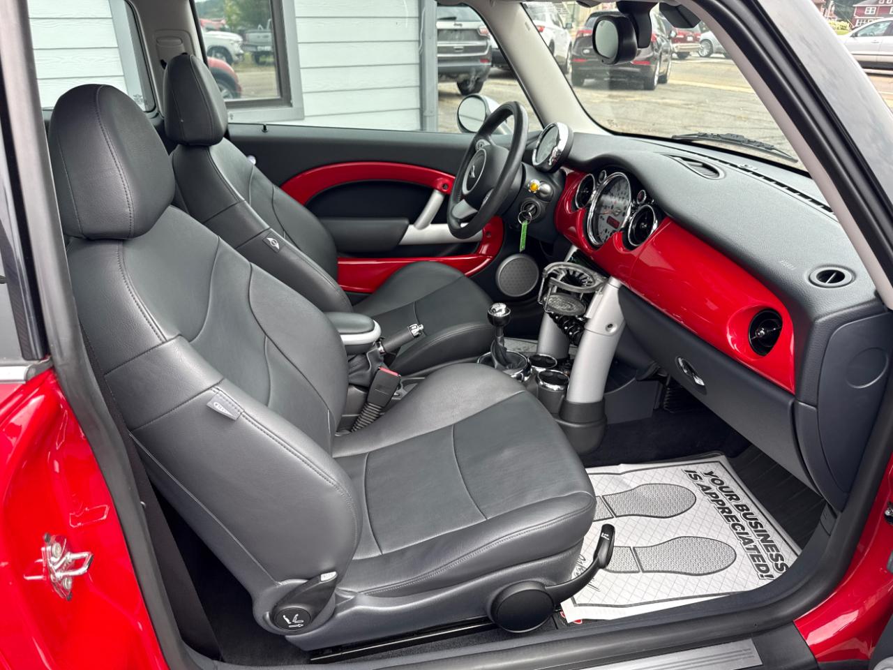 MINI Cooper Hardtop 2dr Cpe S 2006