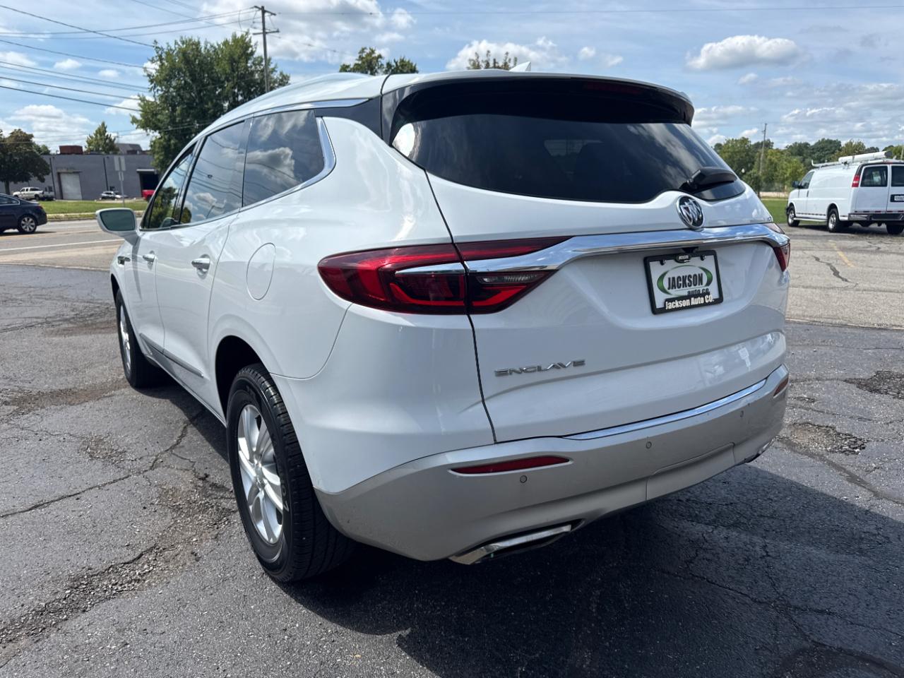 Buick Enclave FWD 4dr Essence 2020