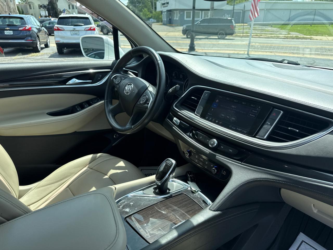 Buick Enclave FWD 4dr Essence 2020