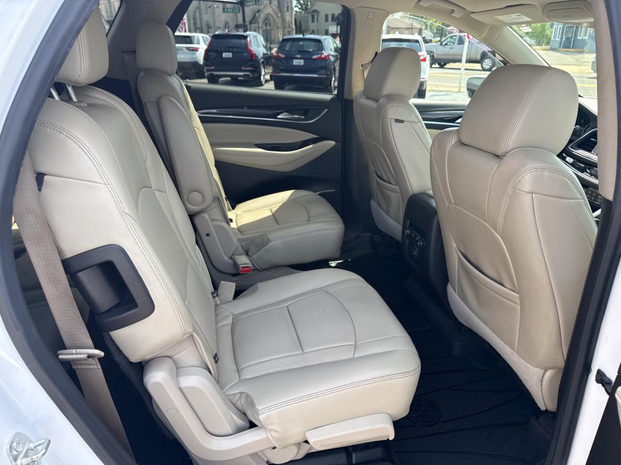Buick Enclave FWD 4dr Essence 2020