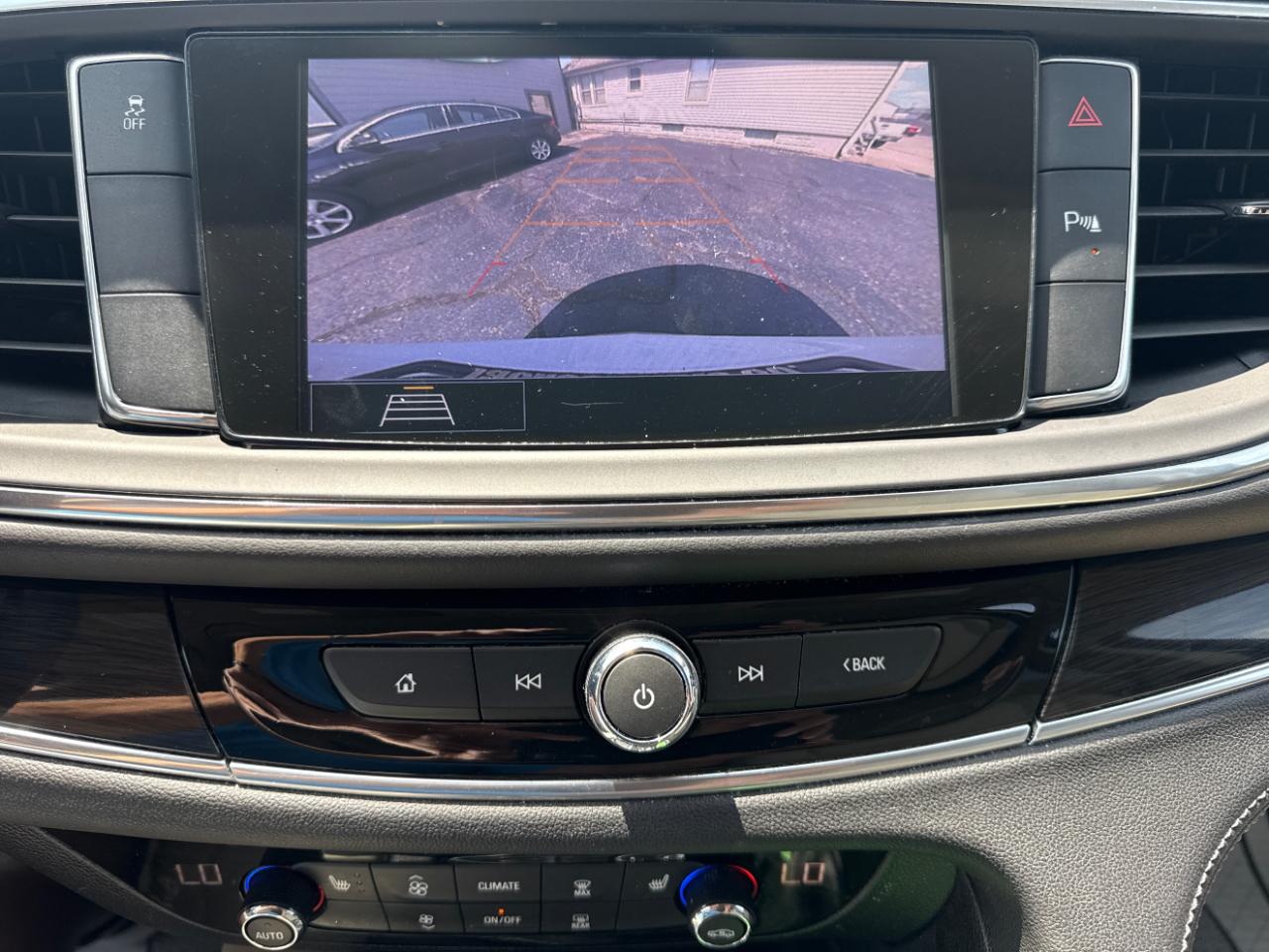Buick Enclave FWD 4dr Essence 2020
