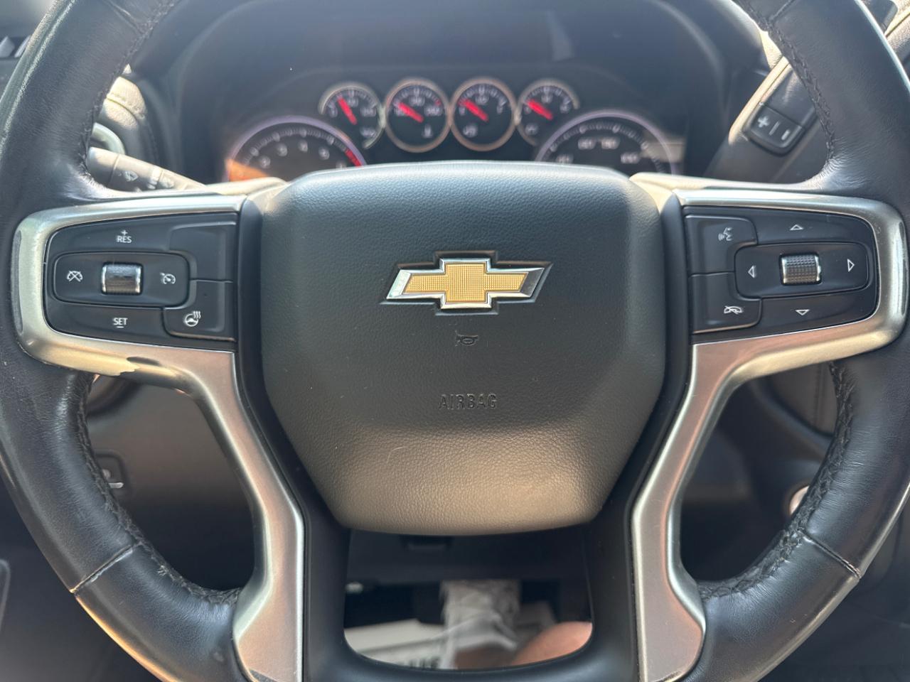 Chevrolet Silverado 1500 4WD Double Cab 147" LT 2019