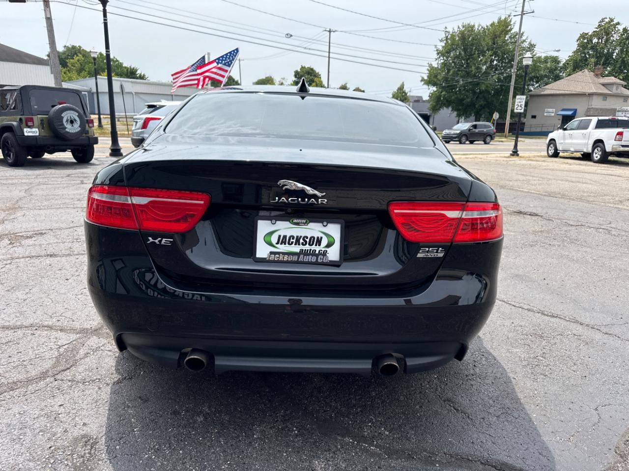Jaguar XE 25t Premium AWD 2019