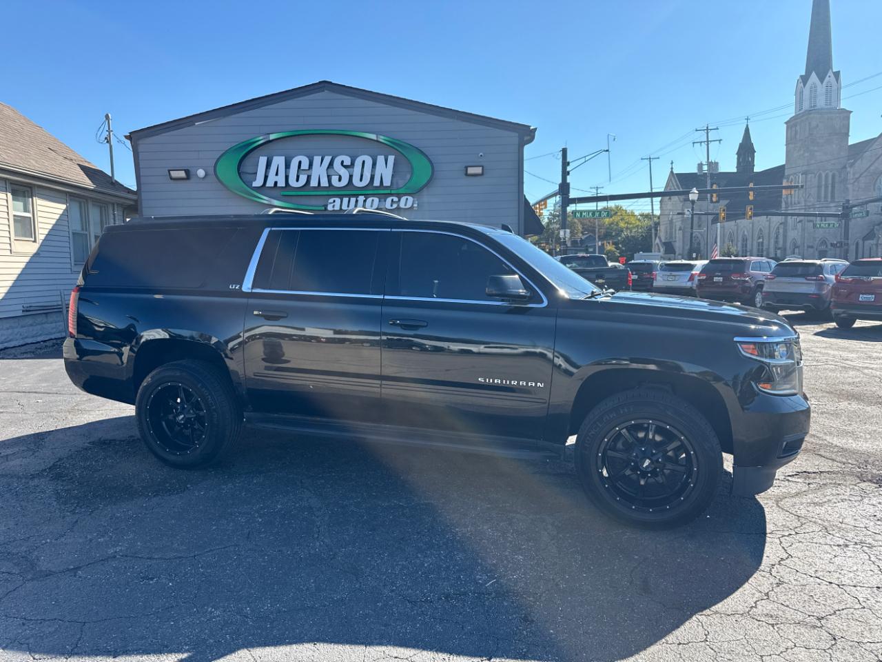 Chevrolet Suburban 4WD 4dr LT 2015