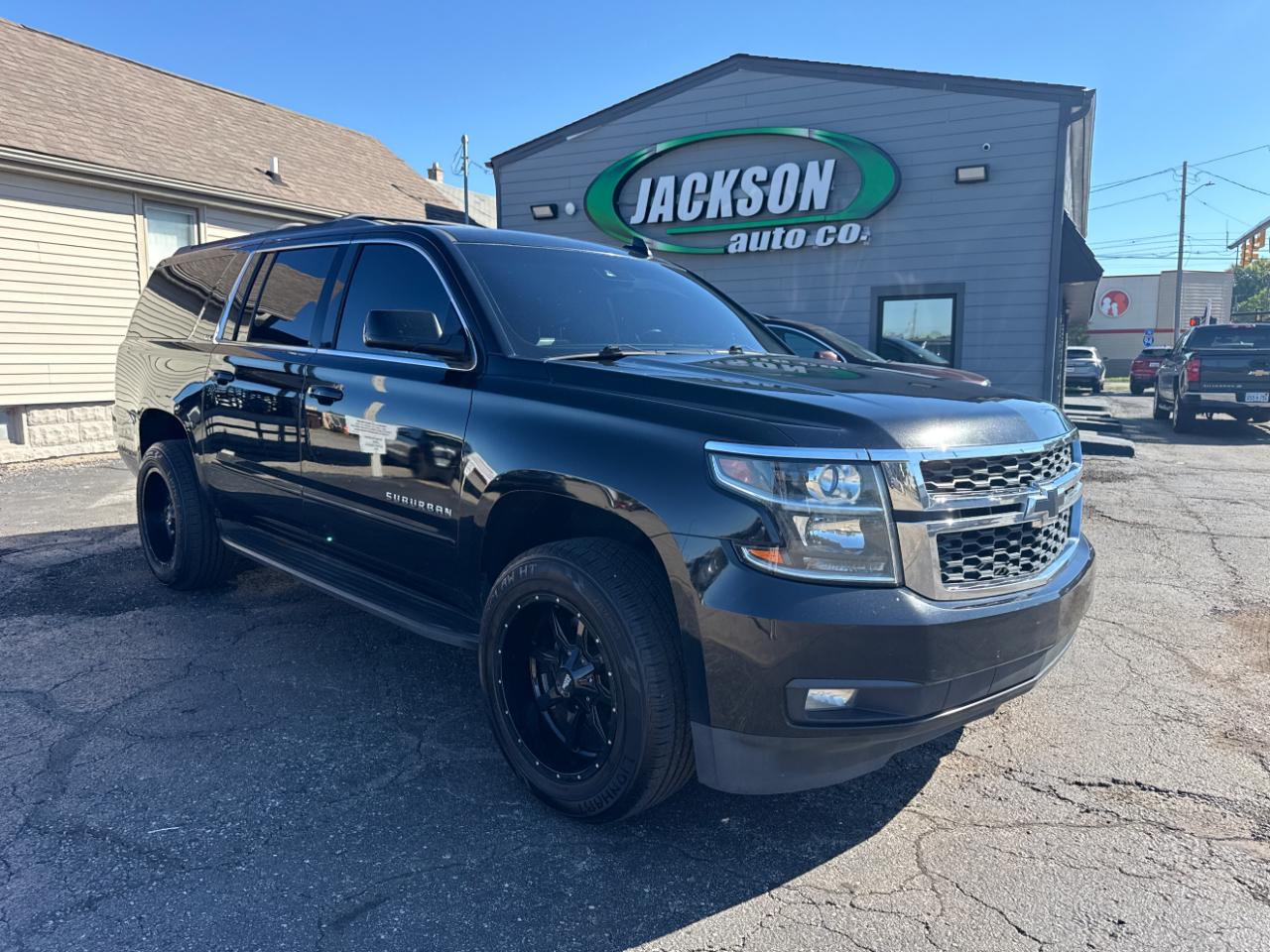 Chevrolet Suburban 4WD 4dr LT 2015