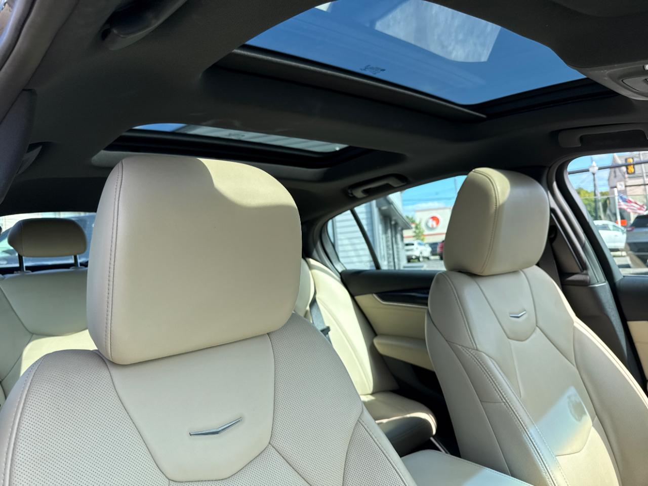 Cadillac CT5 Luxury AWD 2021