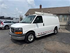 2015 GMC Savana Cargo Van 