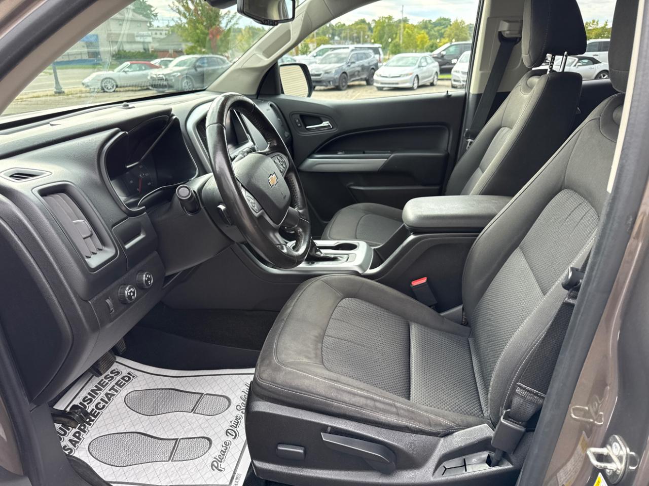 Chevrolet Colorado 4WD Crew Cab 140.5" LT 2016
