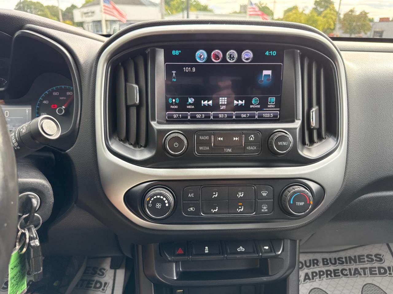 Chevrolet Colorado 4WD Crew Cab 140.5" LT 2016