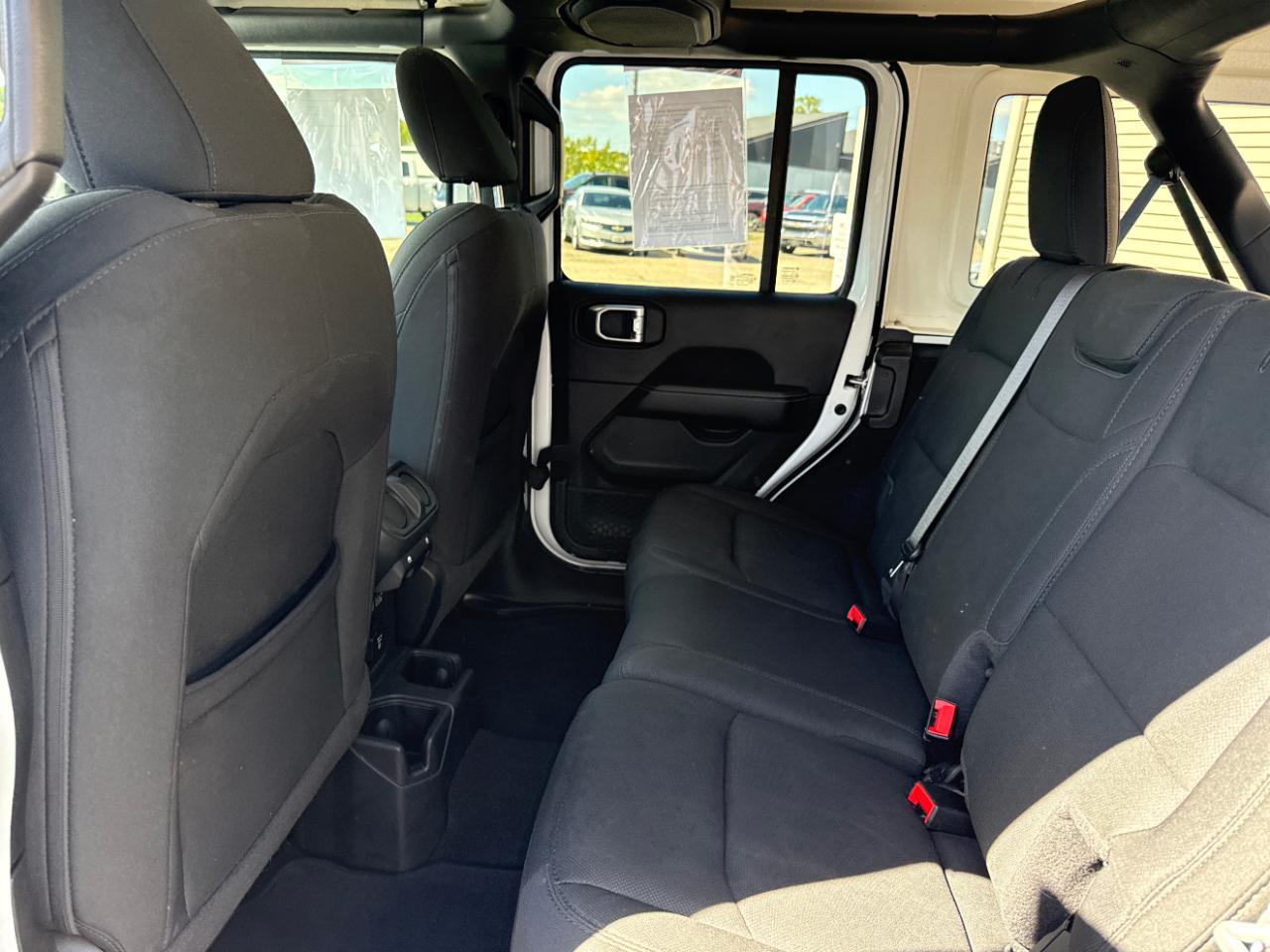 Jeep Wrangler Unlimited Sahara 4x4 2021